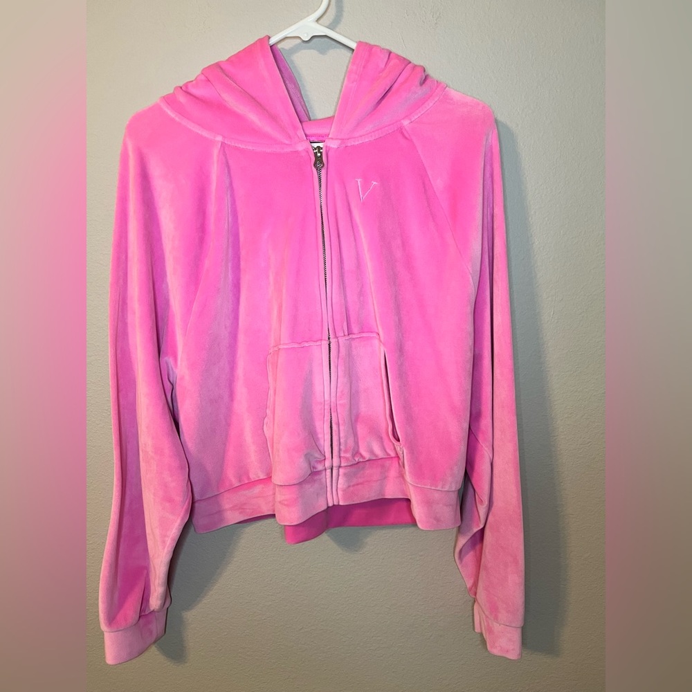 Victoria Secret Women’s velour cropped jacket.